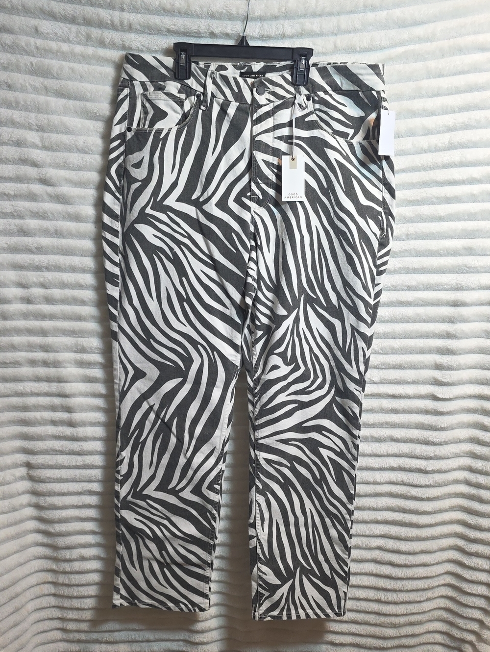 0251 Good American Black and White Zebra Print Chinos